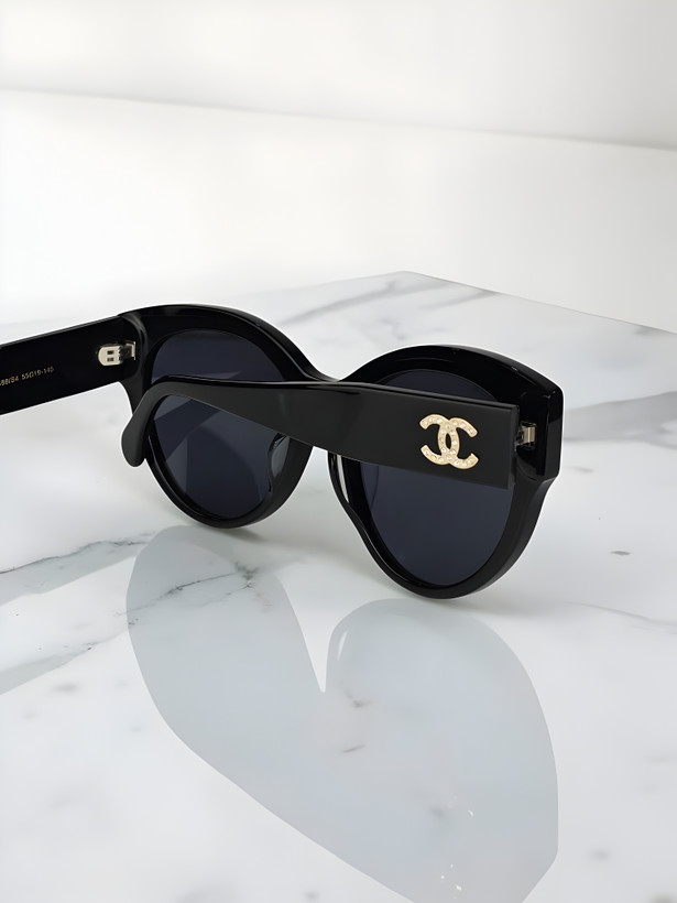 عینک آفتابی زنانه شنل مدل CH5498B